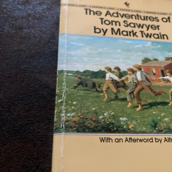 2 Vintage 1981 mint condition books by Mark Twain - Picture 9 of 10